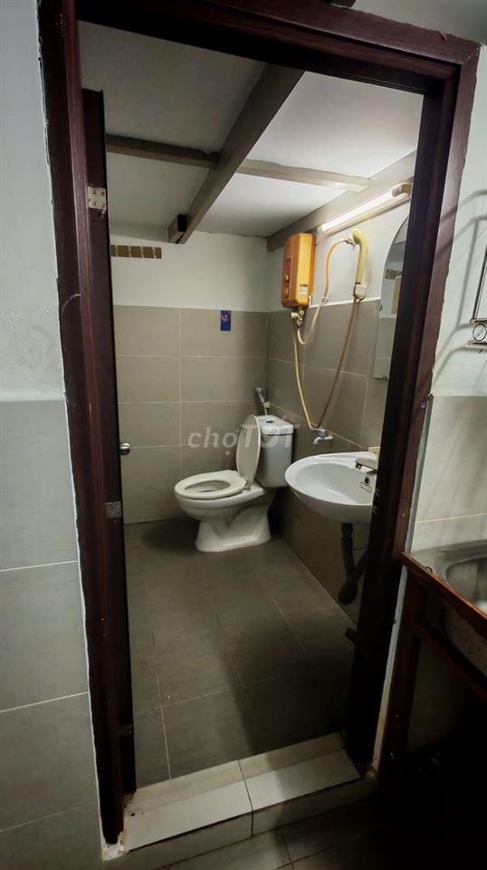 Bán nhà HXH đường Nguyễn Thái Sơn, phường Hạnh Thông - TP.HCM