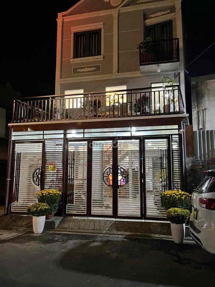 Bán nhà 1 trệt 2 lầu 4PN đẹp Giang Cự Vọng, P.TMT, Q.12 – Đường 8m, hẻ