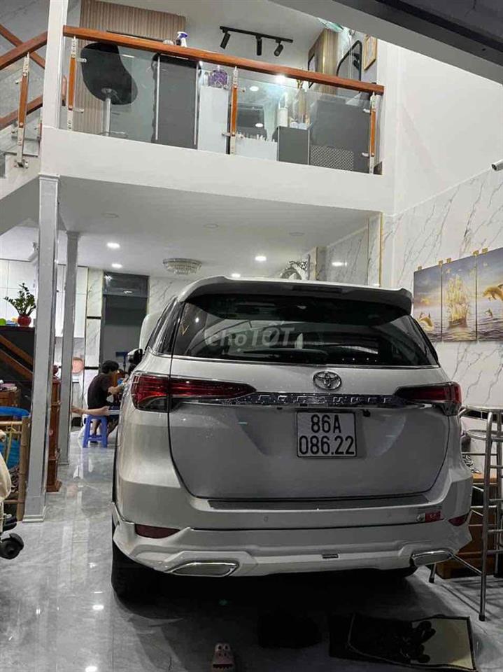 Bán nhà 1 trệt 2 lầu 4PN đẹp Giang Cự Vọng, P.TMT, Q.12 – Đường 8m, hẻ