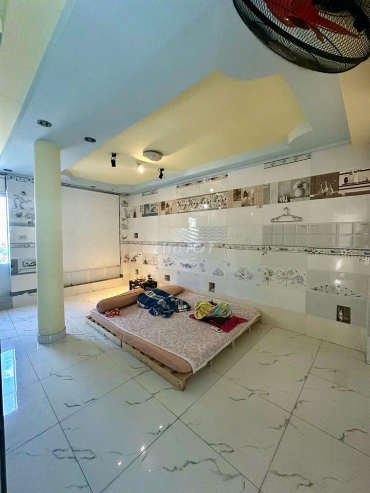 CHO THUÊ NHÀ MẶT TIỀN QUẬN 12**