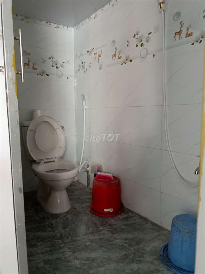MT buôn bán tự do ngay Chợ , Bến xe