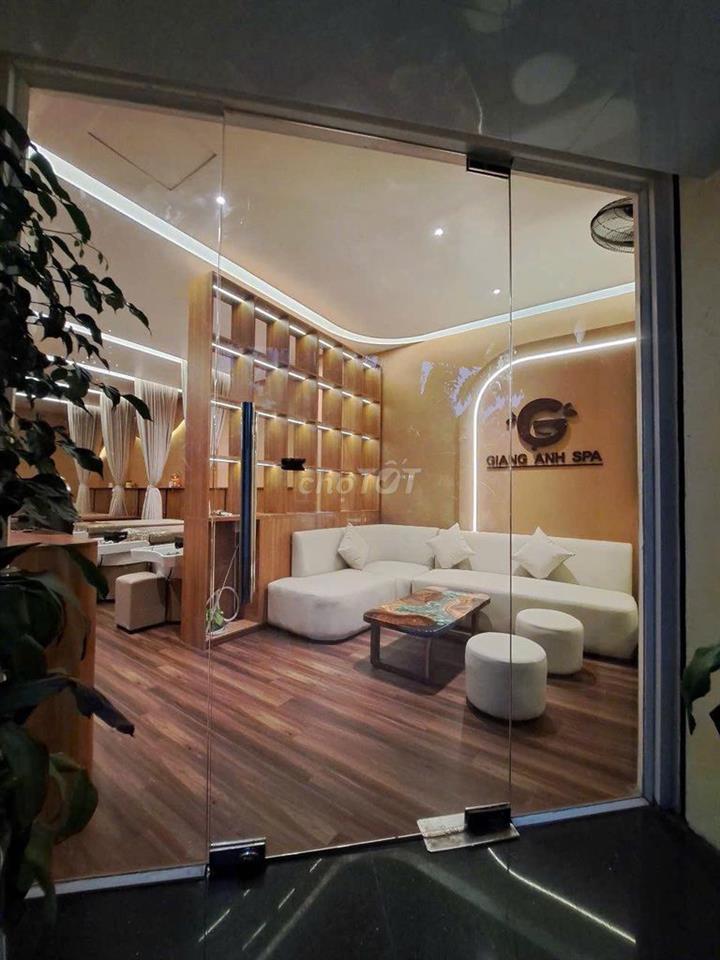 Cho thuê mặt bằng spa có sẵn nội thất tại Quận 7