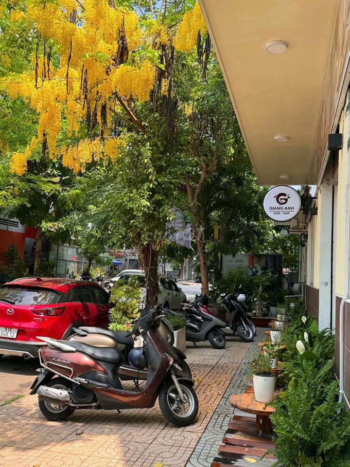 Cho thuê mặt bằng spa có sẵn nội thất tại Quận 7