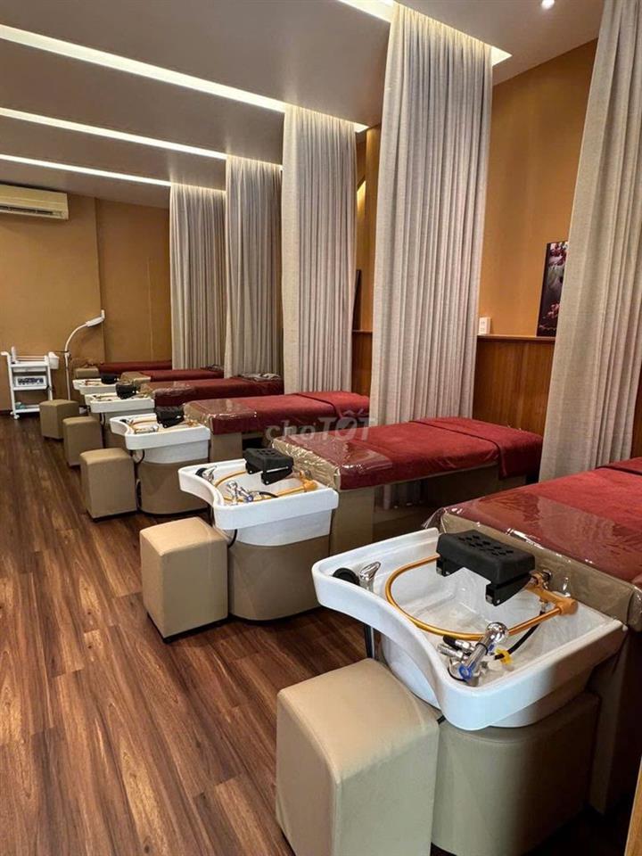 Cho thuê mặt bằng spa có sẵn nội thất tại Quận 7