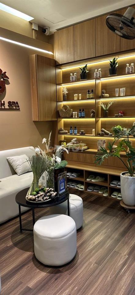 Cho thuê mặt bằng spa có sẵn nội thất tại Quận 7
