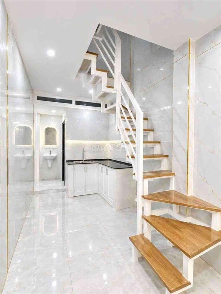 Nhà QL1K Linh Xuân Thủ Đức 2.3x9.5