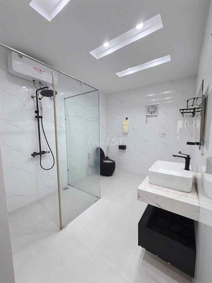 cho thuê nhà hoàng diệu 14 củ khoai siêu rẻ