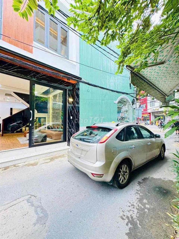 nhà kiệt 5m oto hoàng diệu sau lưng mặt tiền giá rẻ