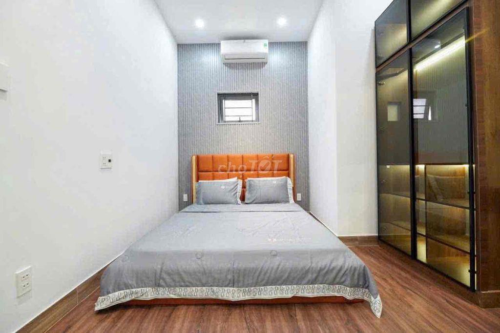 nhà kiệt 5m oto hoàng diệu sau lưng mặt tiền giá rẻ