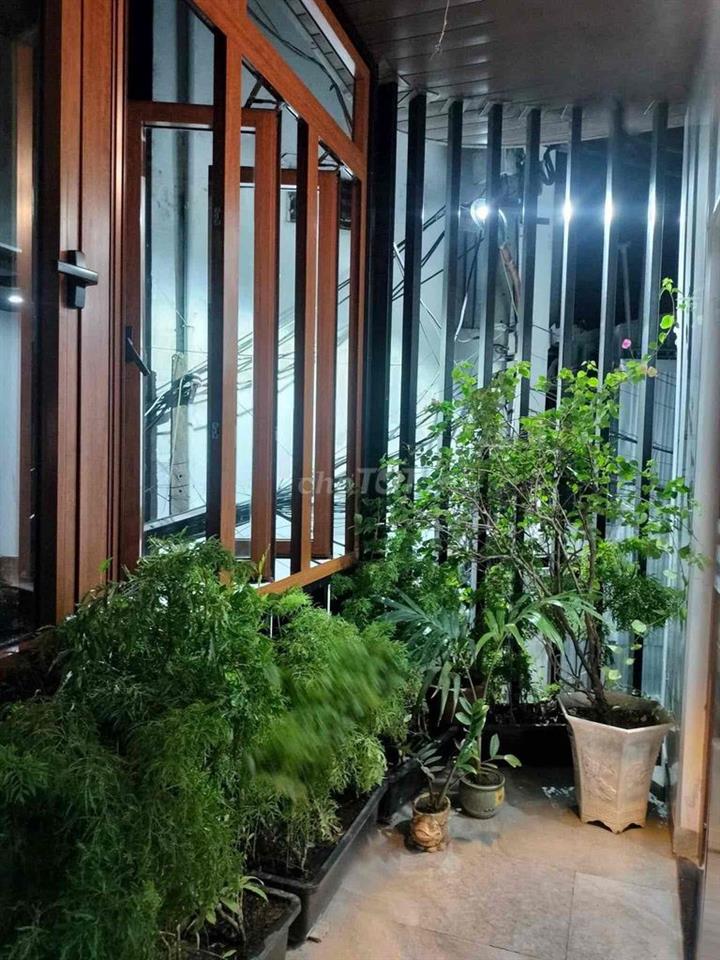 cho thuê nhà điện biên phủ chỉ 7tr5 có bồn tắm