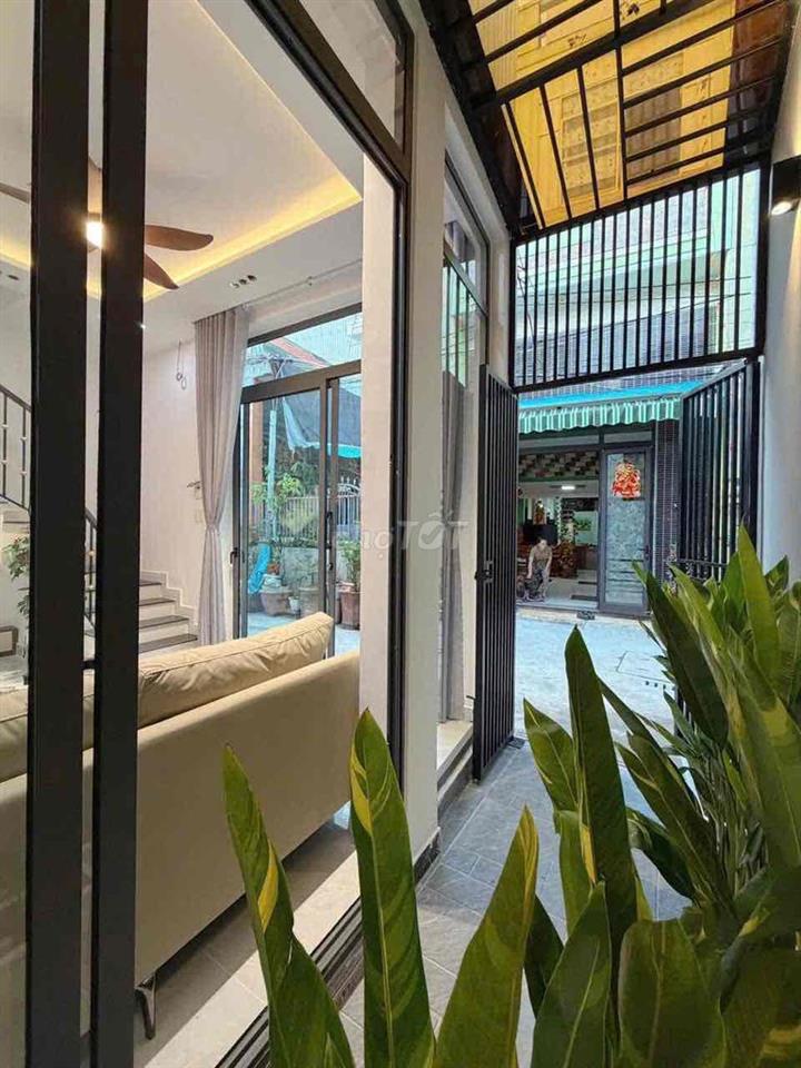 cho thuê nhà đẹp giá chỉ 12 củ đường hà huy tập