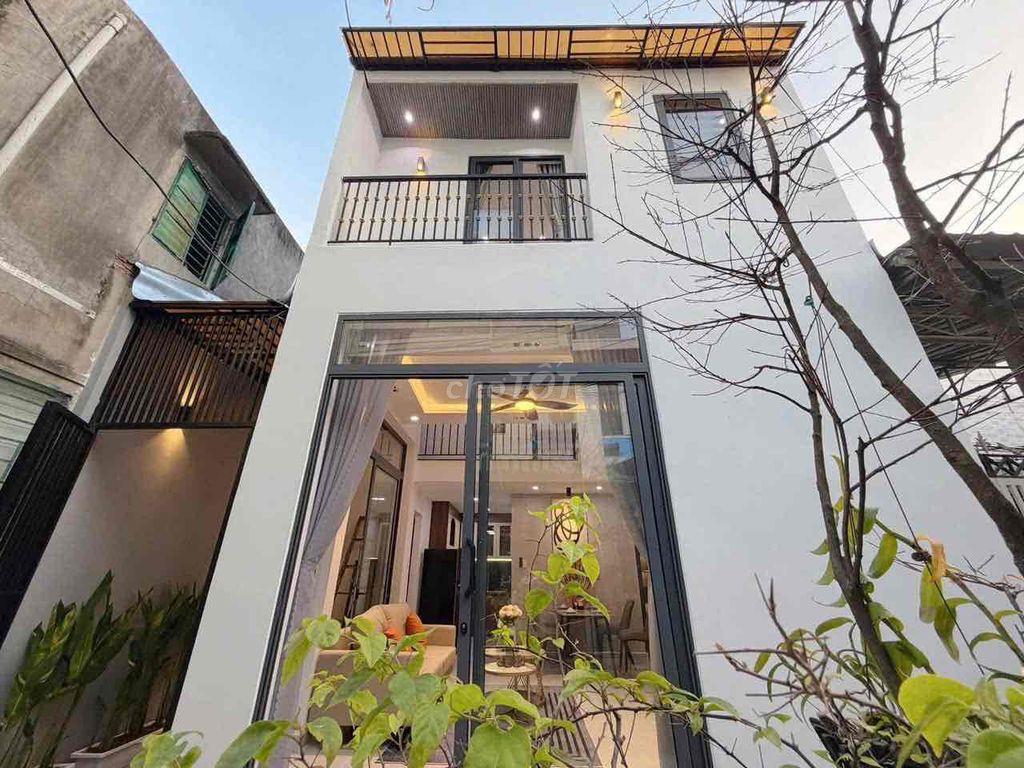 cho thuê nhà đẹp giá chỉ 12 củ đường hà huy tập
