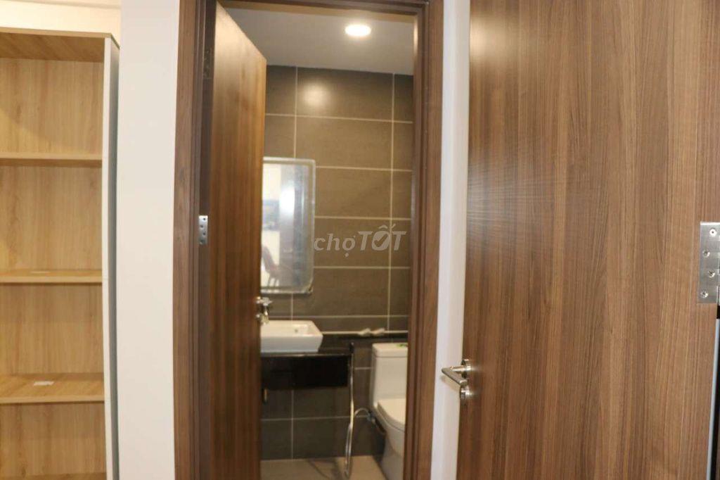 Cho thuê căn hộ Rivana tầng 18 full nt, xách va li vào ở
