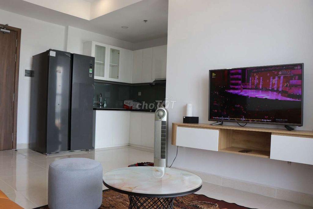 Cho thuê căn hộ Rivana tầng 18 full nt, xách va li vào ở