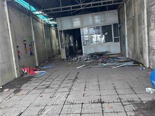 Cho thuê MB làm Kho, 500m2, Lê Hồng Phong, giá 10tr