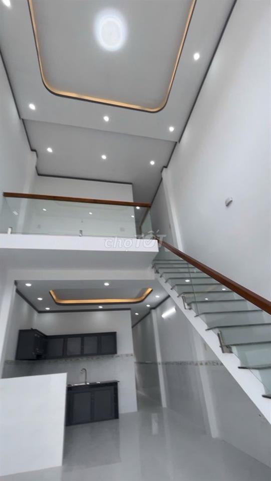 Nhà gác lửng mới xây (giá còn thương lượng)