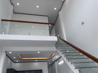 Nhà gác lửng mới xây (giá còn thương lượng)