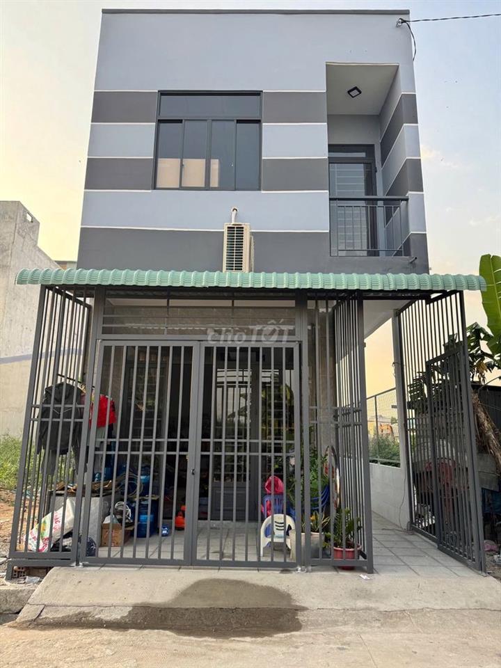 Bán dãy trọ 5 phòng + Kiot đang cho thuê 12tr/tháng