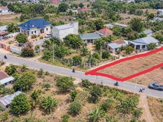 Đất ngợp 10x50 550tr