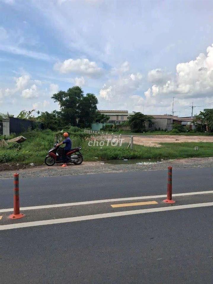 Đất ngợp 10x50 550tr