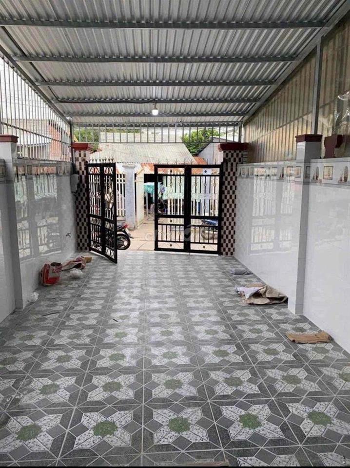 NHÀ CHÍNH CHỦ BÁN Đường 1 xẹc Nguyễn Thị Lắng, Củ Chi giá 900 triệu