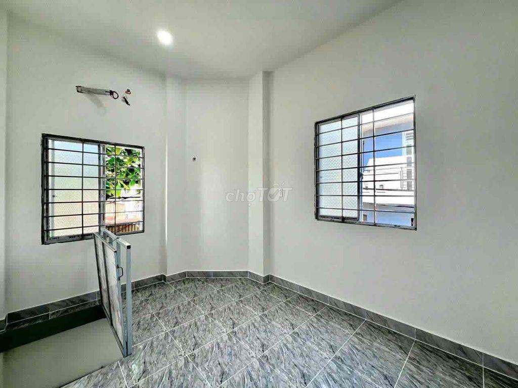 🔥 **NHÀ NGUYÊN CĂN RỘNG RÃI 50M² Ở ĐƯỢC 6 NGƯỜI – BÌNH TÂN (TRỐNG SẴN)