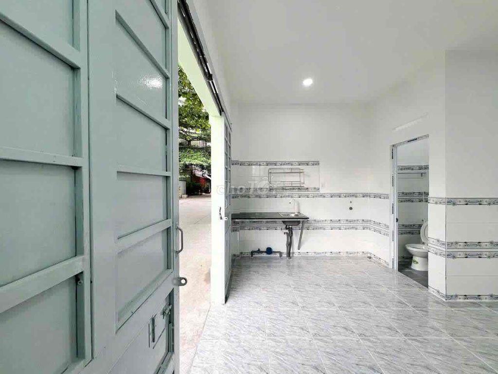 🔥 **NHÀ NGUYÊN CĂN RỘNG RÃI 50M² Ở ĐƯỢC 6 NGƯỜI – BÌNH TÂN (TRỐNG SẴN)