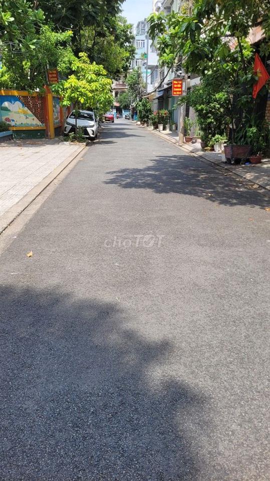 Nhà Phạm Huy Thông P6 GV, 61m2, 4tầng BTCT, hẻm thông 6m, SHR, 10tỷ5TL
