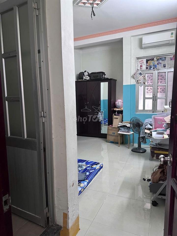 Nhà Phạm Huy Thông P6 GV, 61m2, 4tầng BTCT, hẻm thông 6m, SHR, 10tỷ5TL