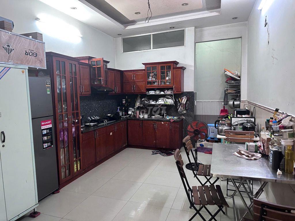 Nhà Phạm Huy Thông P6 GV, 61m2, 4tầng BTCT, hẻm thông 6m, SHR, 10tỷ5TL