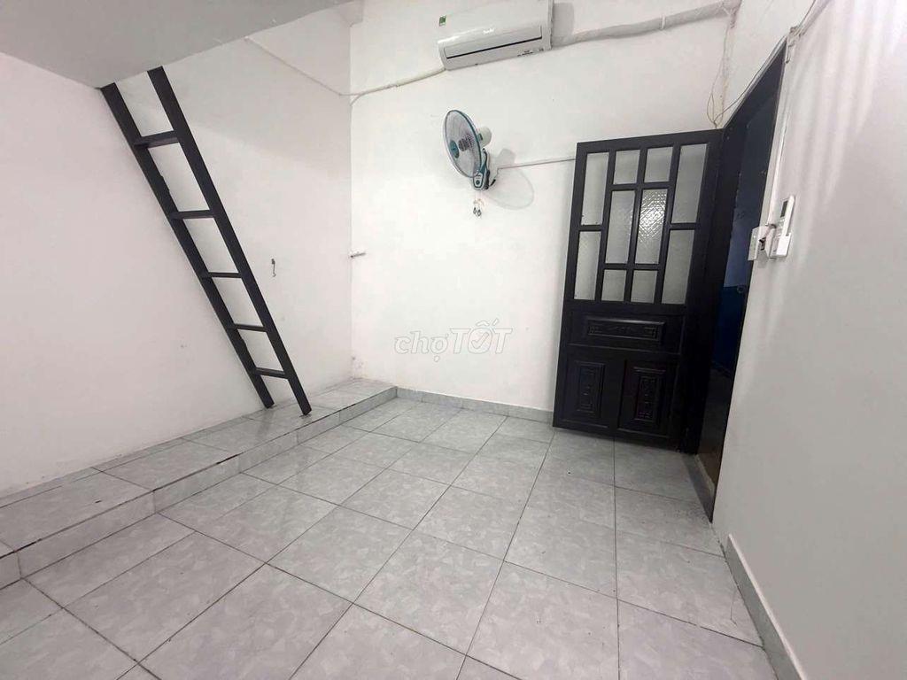 DUPLEX GIÁ RẺ - CHỢ LỚN - QUẬN 6