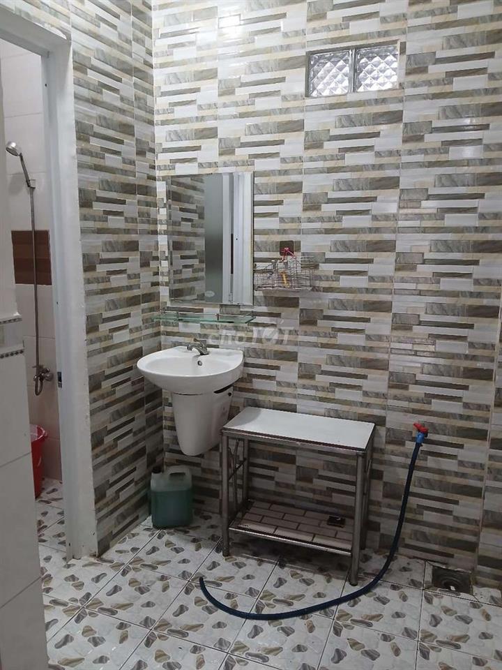 Nhà khu dân cư hiện hữu cần bán nhanh