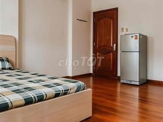 chính chủ cho thuê căn hộ dich vụ giá 5tr9