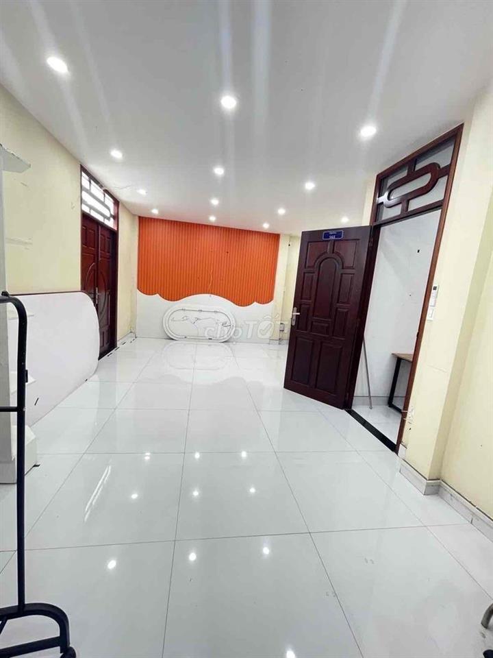 Bán nhà MT đs 8 - BHH- BT- 8mx10m. 5tầng. nhỉnh 5,5 tỷ