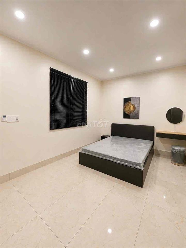 chính chủ,cho thuê phòg nội thất cơ bản,chỉ cần vào ở