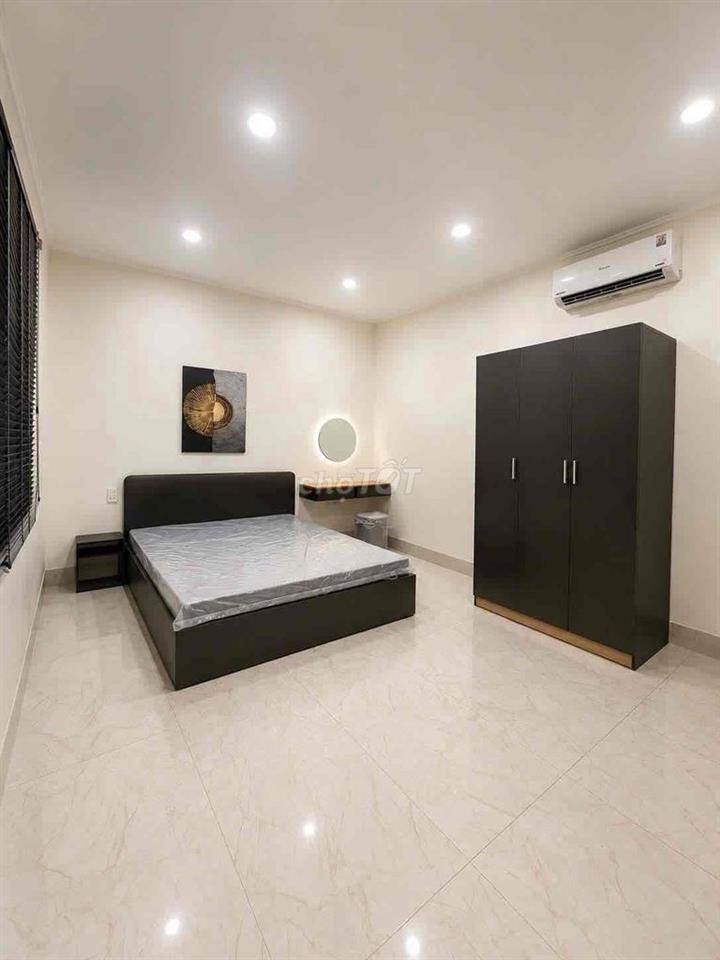 chính chủ,cho thuê phòg nội thất cơ bản,chỉ cần vào ở