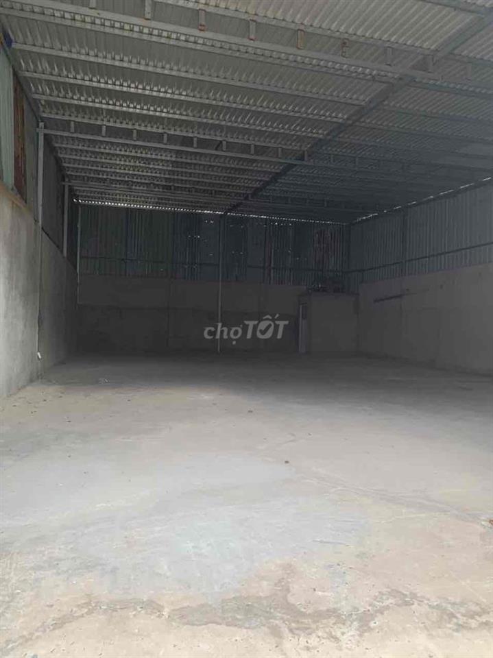 cho thuê kho xưởng dg nguyễn thị tú BHH B Bình tân DT 240m2 giá 15 tr