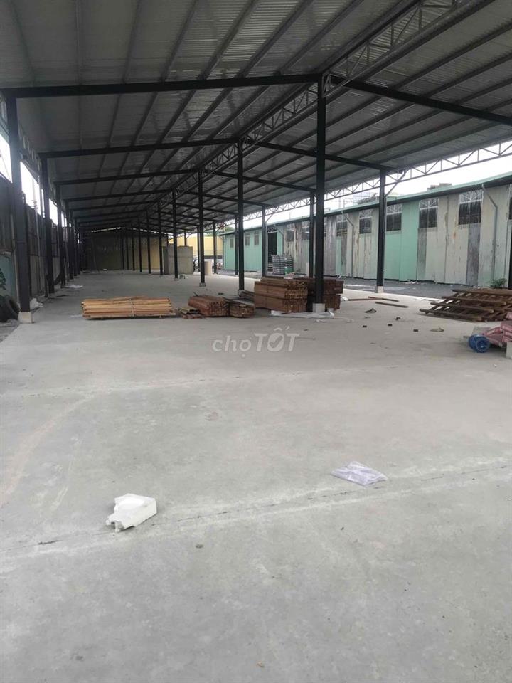 cho thuê kho xưởng MT Đg Ql 1A Bình hưng hoà B BT 1200m2 giá 70tr