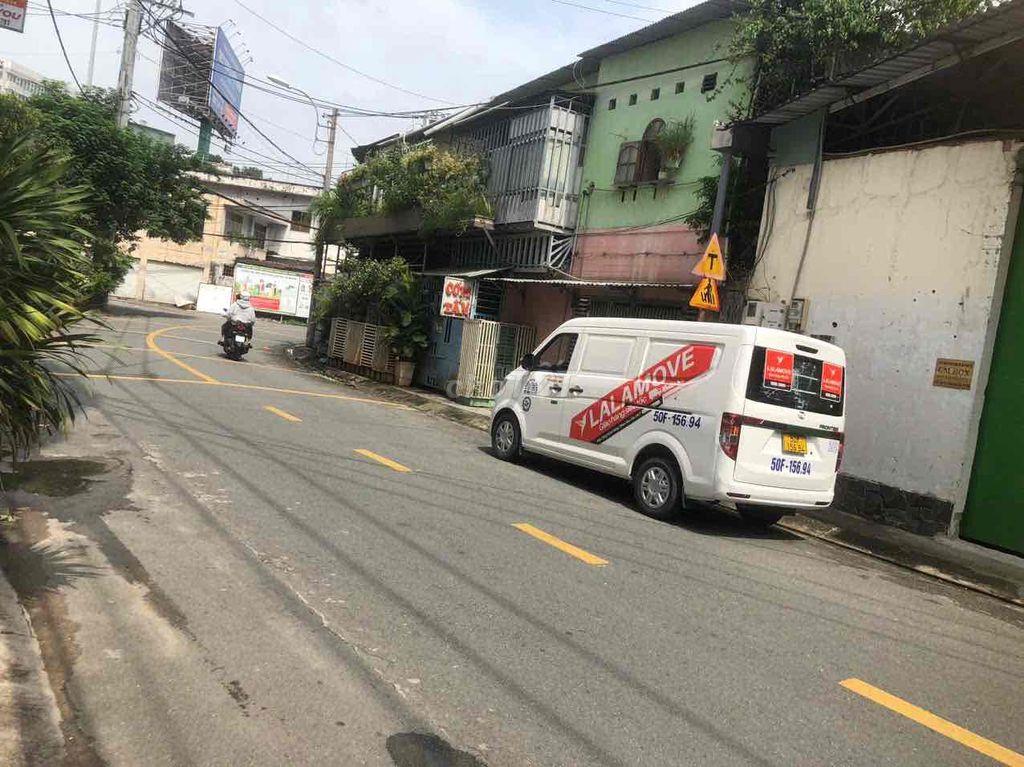 cho thuê kho xưởng đông hưng thuận quận 12 DT 18x 36 650m2 giá 45tr