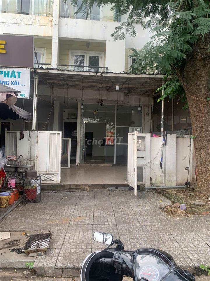 Cho thuê nhà mặt phố kinh doanh Mega Ruby Khang Điền 