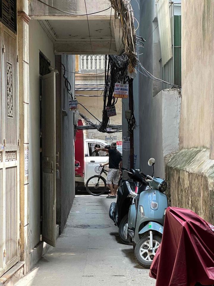 bán nhà chính chủ ngõ trại cá trung tâm cạnh trường học, bệnh viển
