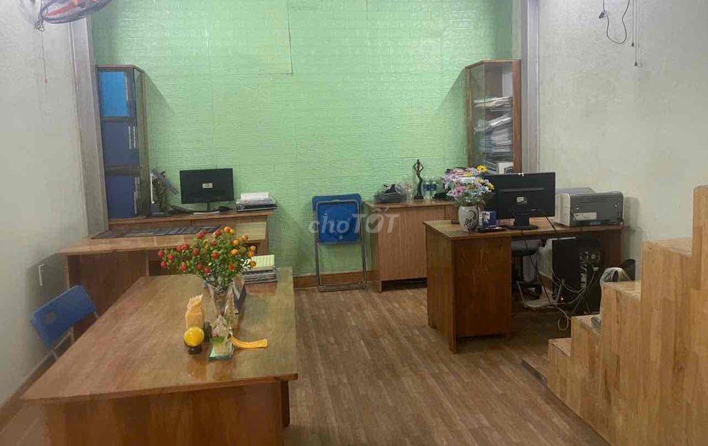 cho Thúe nguyên Nguyên căn ngô quyền