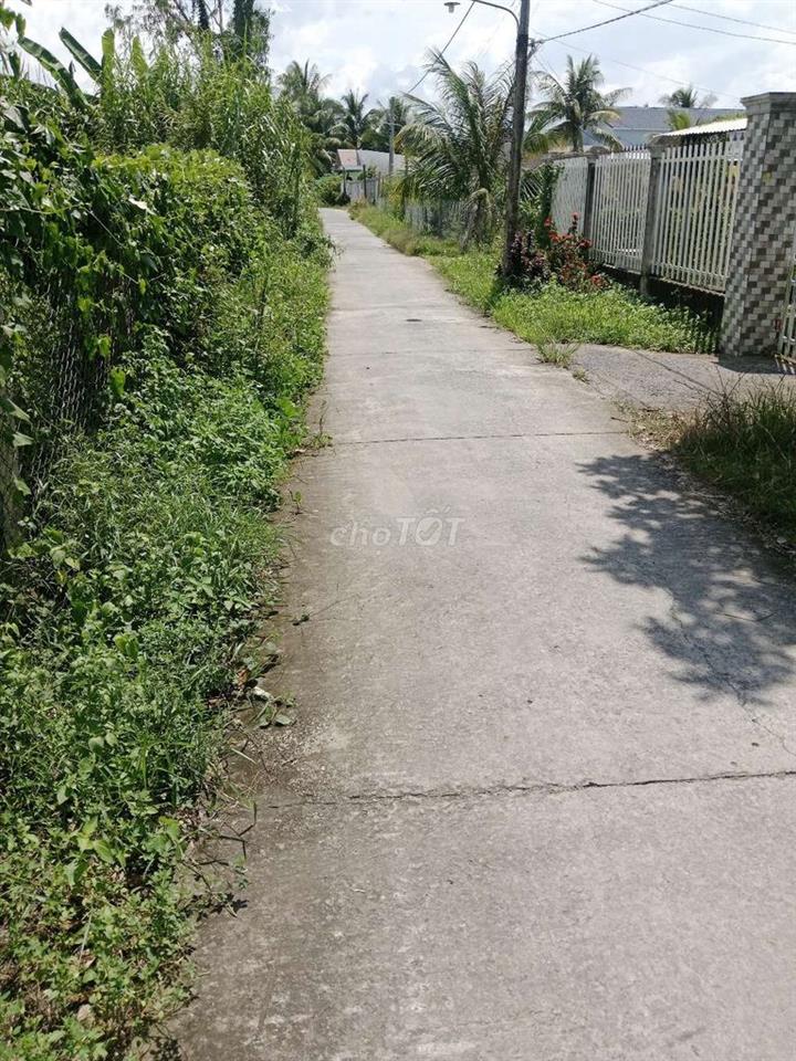 đất gần  khu công nghiệp hóa phú