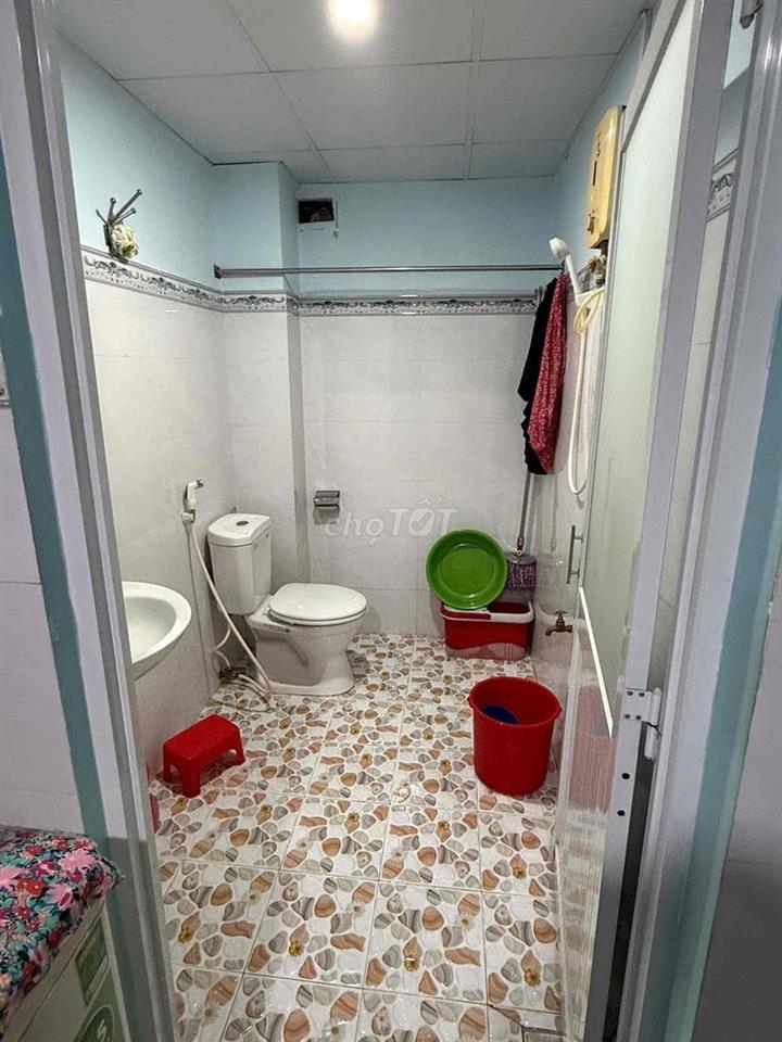 5m2 x 13m, gồm 1 trệt 1 lầu,