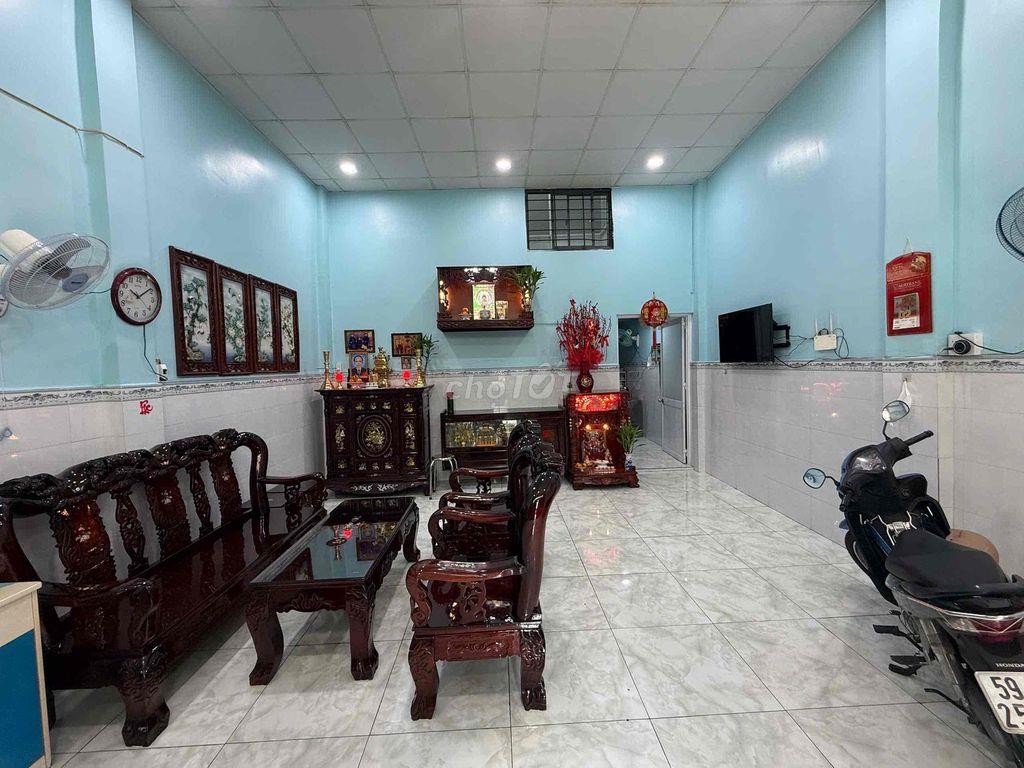 5m2 x 13m, gồm 1 trệt 1 lầu,