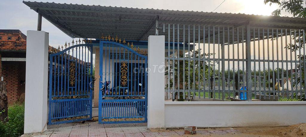 TÔI CẦN BÁN NHÀ CẤP 4