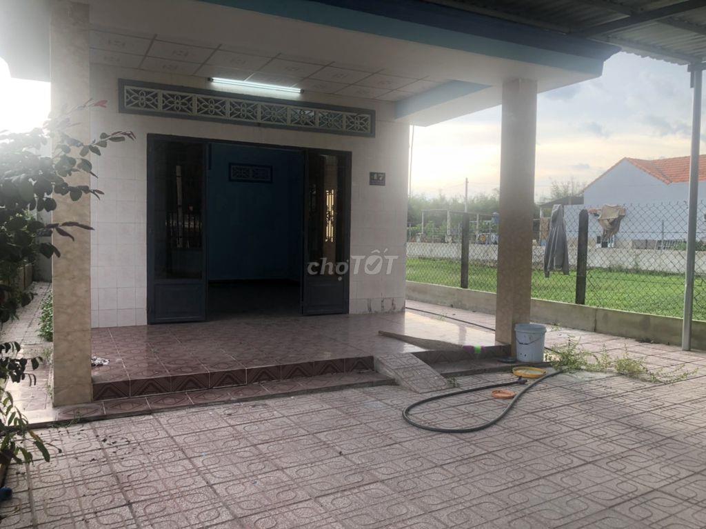 TÔI CẦN BÁN NHÀ CẤP 4