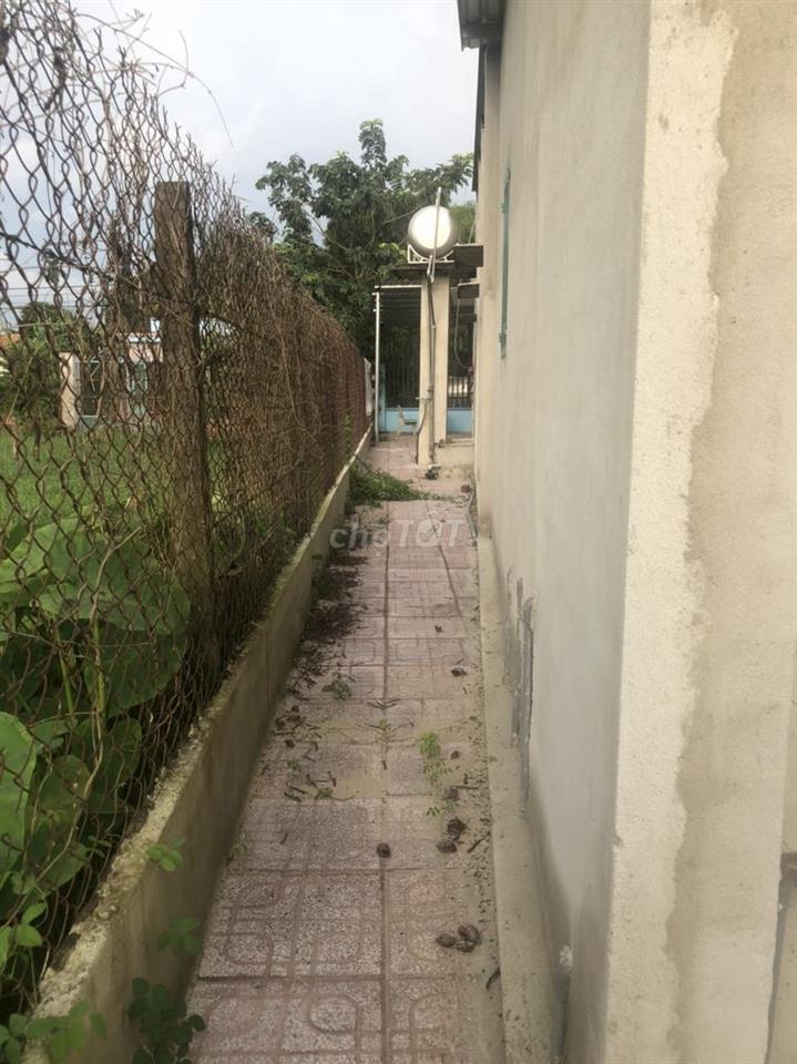 TÔI CẦN BÁN NHÀ CẤP 4