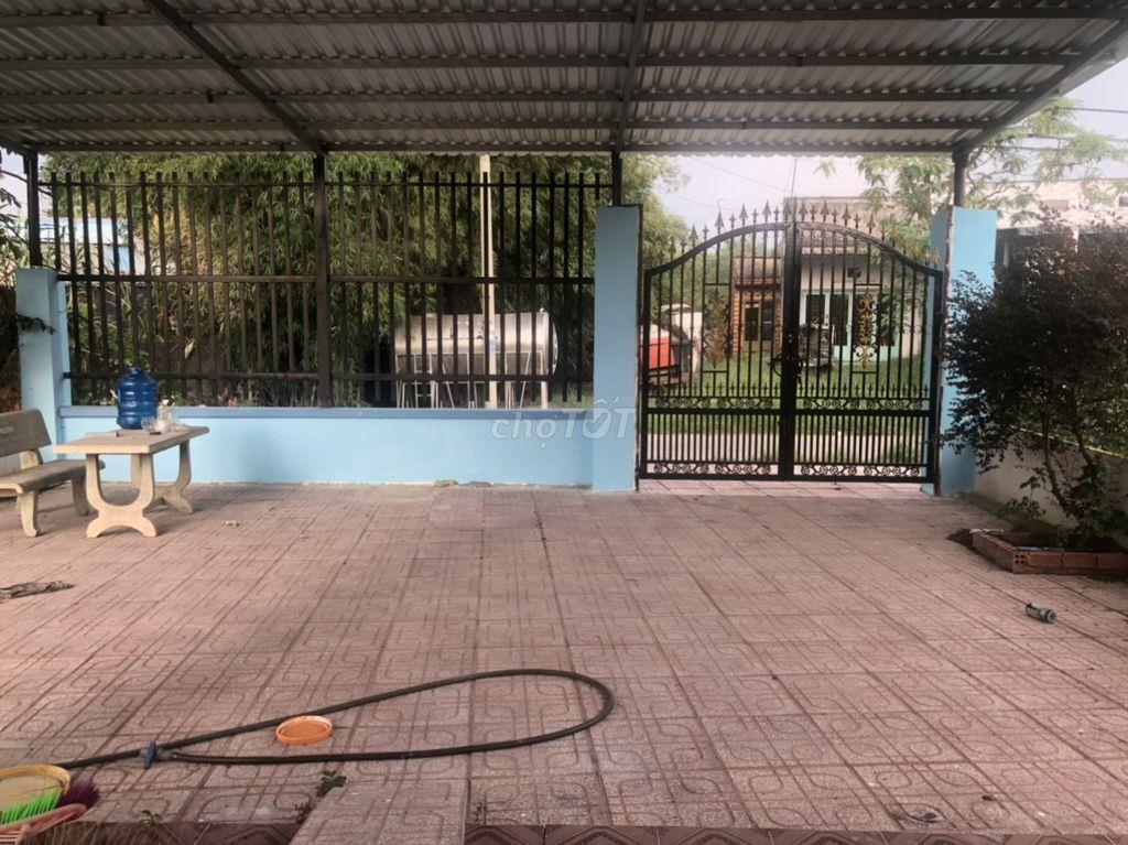 TÔI CẦN BÁN NHÀ CẤP 4