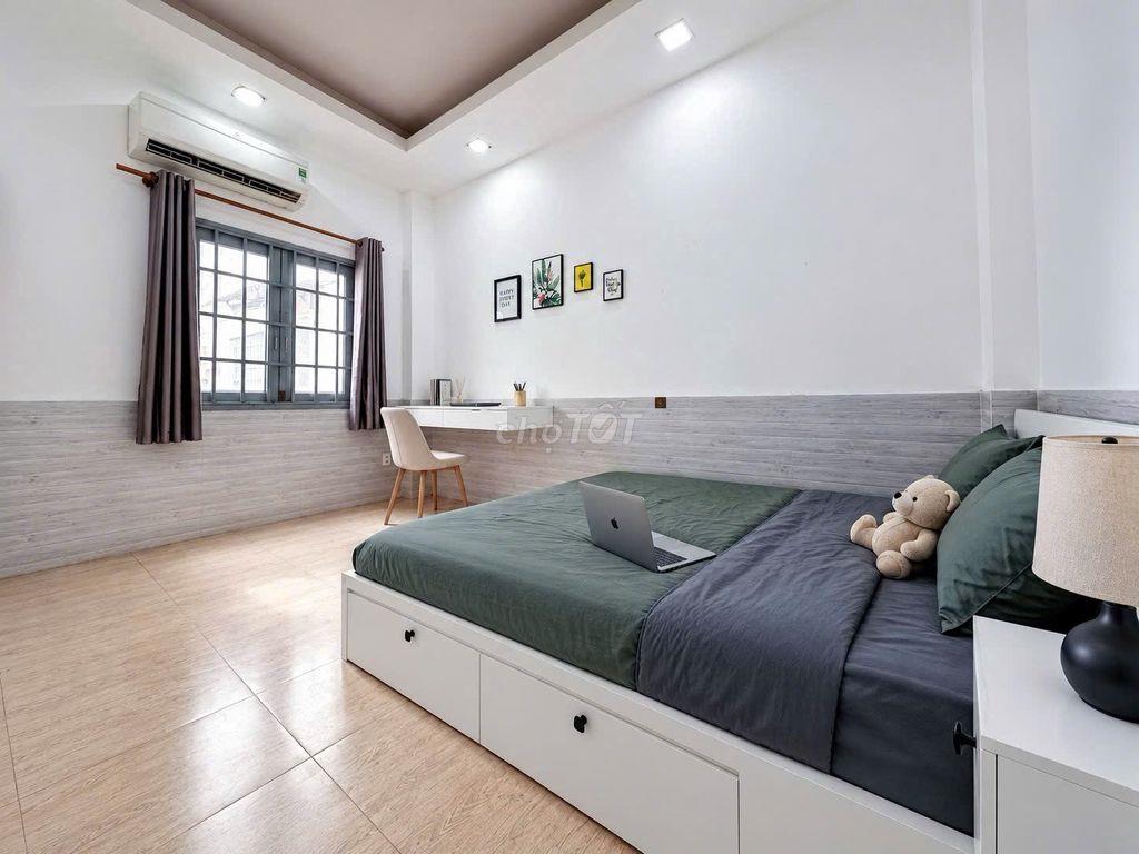 CHO THUÊ CHDV RỘNG 40m2 NGAY CỘNG HOÀ - HOÀNG HOA THÁM - TRƯỜNG CHINH